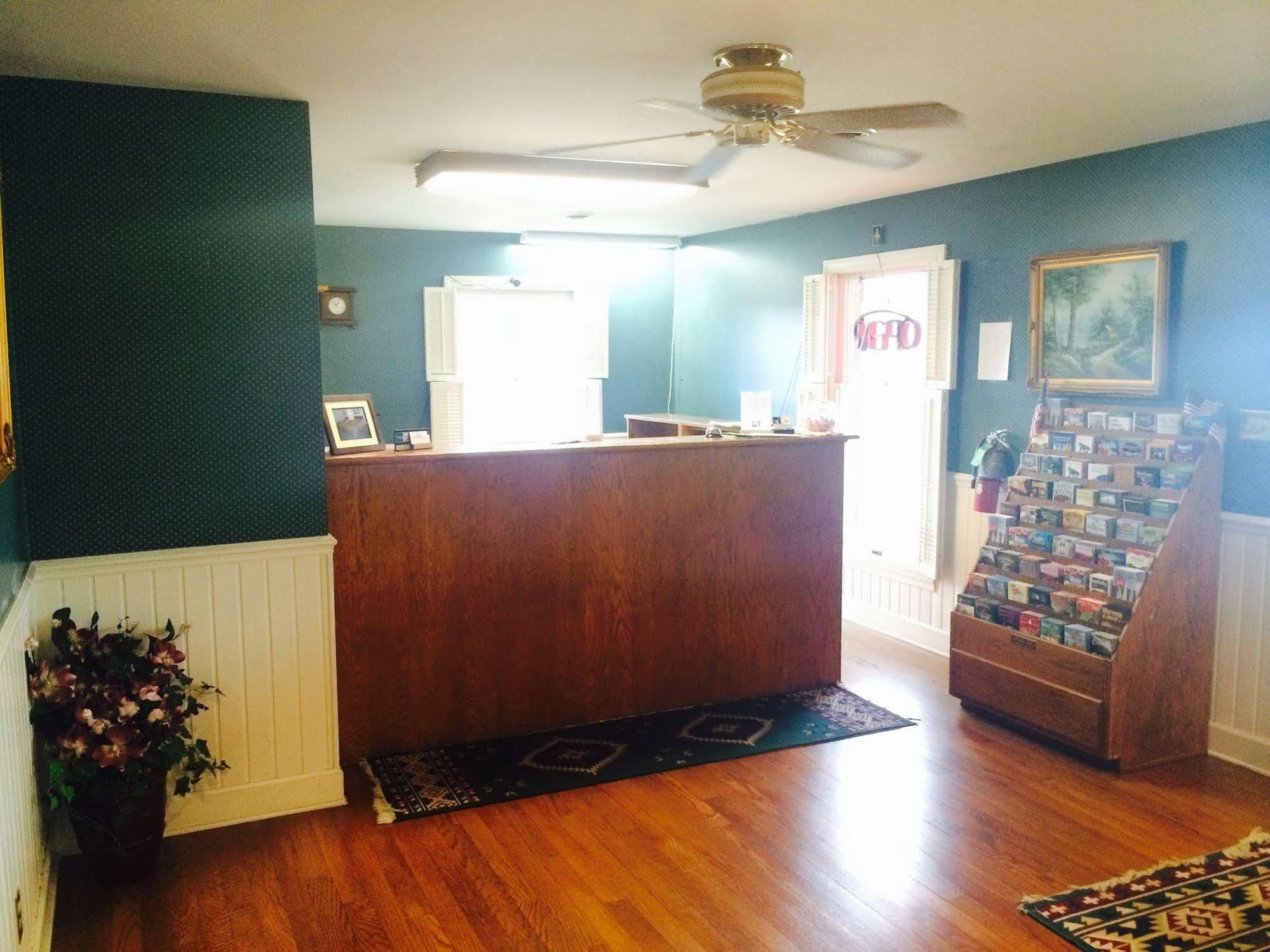 The Stratton Inn Princeton Ngoại thất bức ảnh